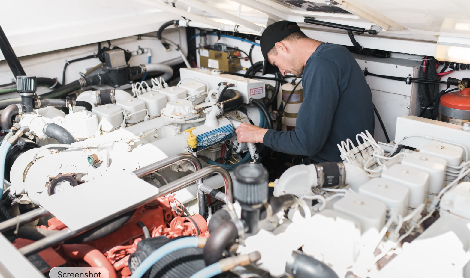 Why Marine Technicians Are Increasingly Found Online