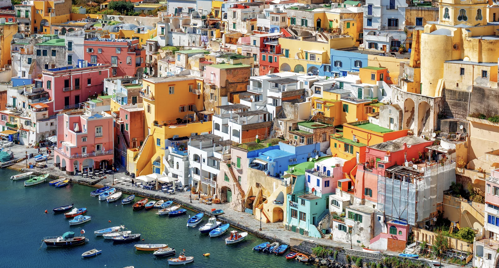 🌸 Escape to Procida: A Colorful Haven for Boaters in the Bay of Naples
