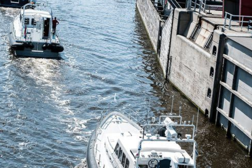 How to Safely Approach a Busy Marina