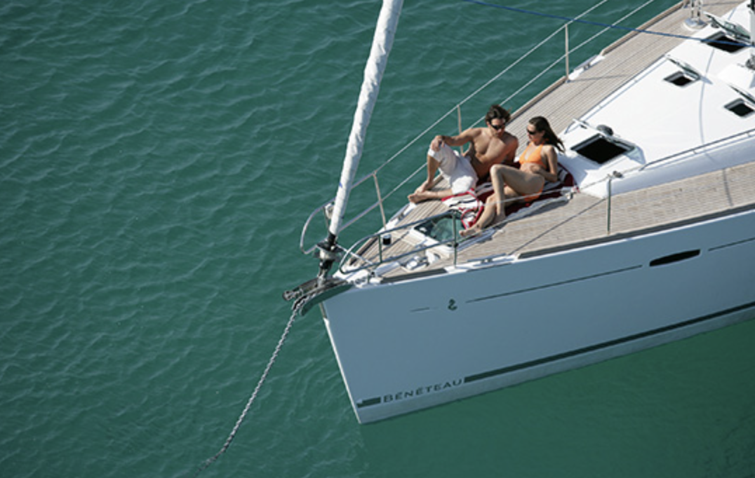 Bareboat Charters in the United States: Legal Requirements Explained